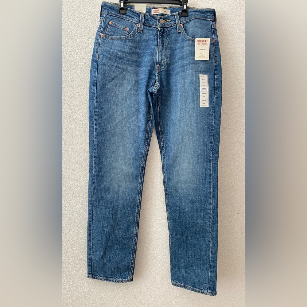 Signature by Levi’s Blue jeans Athletic Cut